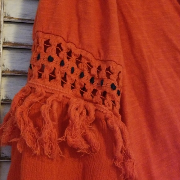 Lucky Brand Red Fringe top - Picture 2 of 4